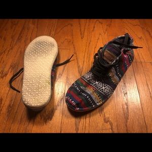 Men’s Toms Shoes - Southwest/Serape Print
